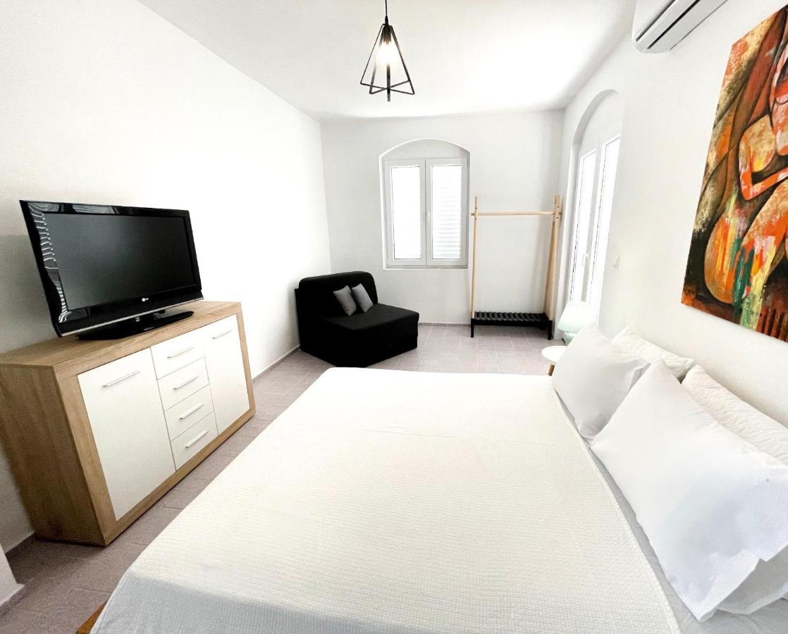 Sea View Apartment Amaro コルチュラ エクステリア 写真