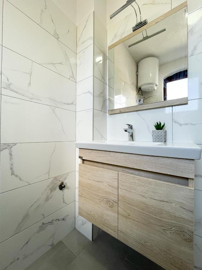 Sea View Apartment Amaro コルチュラ エクステリア 写真